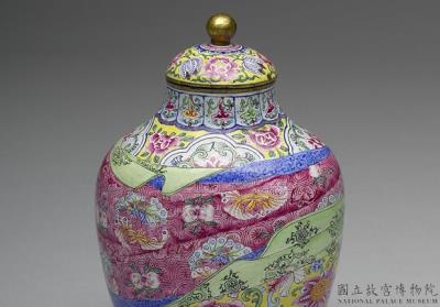 图片[2]-Painted enamel lidded jar with sash-wrapper decoration, Qing dynasty, Qianlong reign (1736-1795)-China Archive